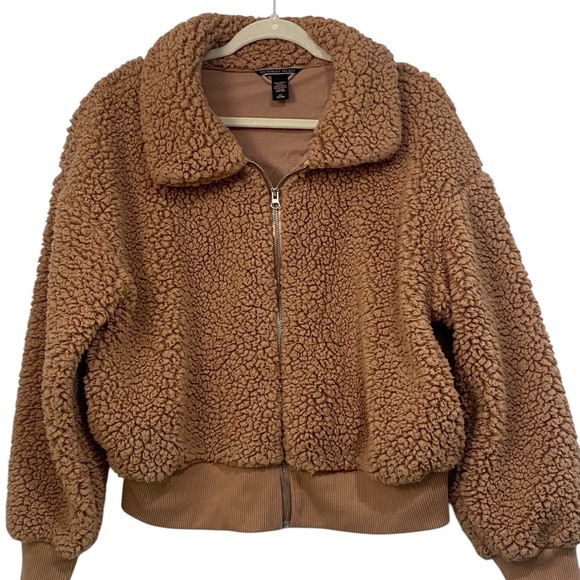 Victoria's Secret Jackets & Blazers - Victoria’s Secret Crop Teddy Jacket